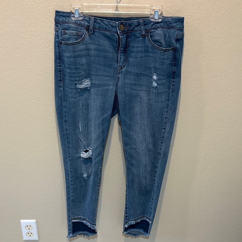 Lane Bryant Distressed Two Tone Ankle Jeans in Blue-Size 14P